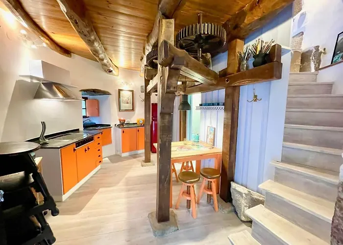 The Cliffs - The Painted Mill Tatil Evi *